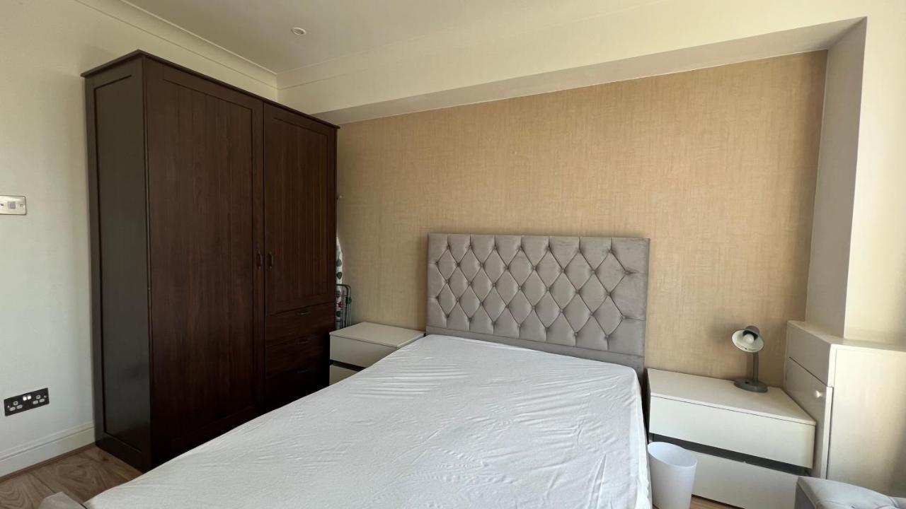 Comfy 2 Bedroom Apartments - Finchley Road, Лондон Экстерьер фото
