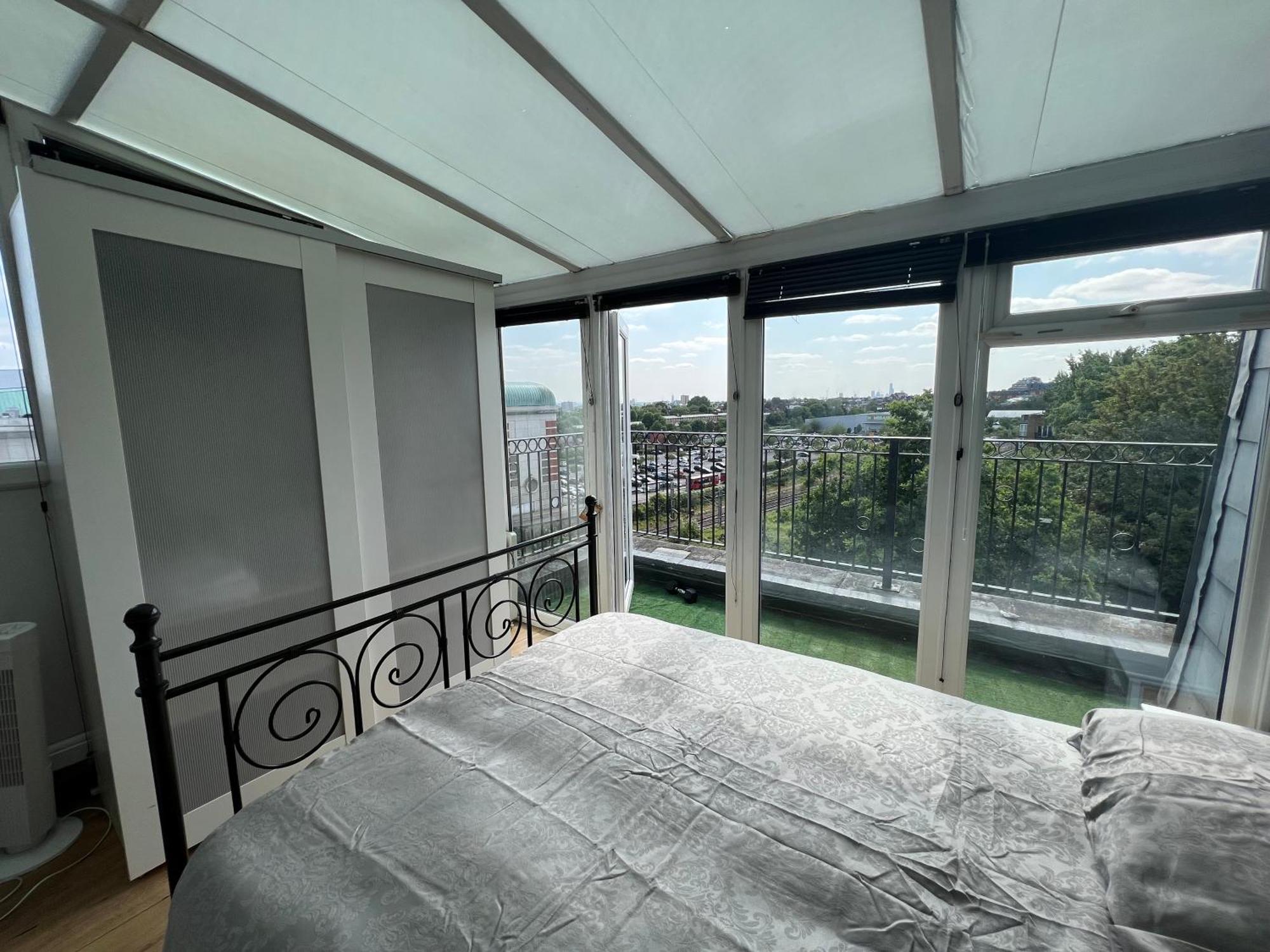 Comfy 2 Bedroom Apartments - Finchley Road, Лондон Экстерьер фото